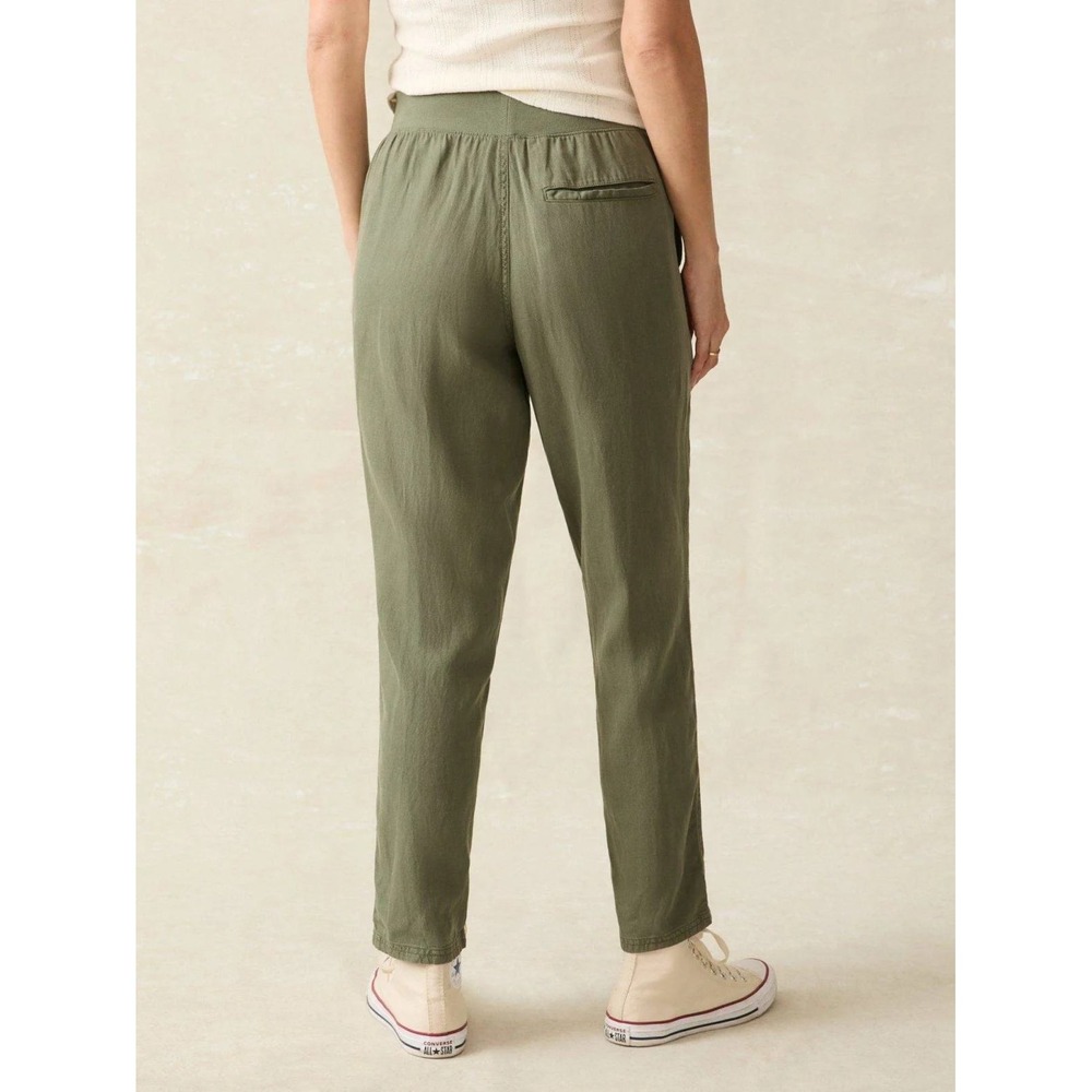 Faherty Linen Blend Elastic Waist‎ Tapered Arlie Pants in Thyme Medium - Picture 2 of 12